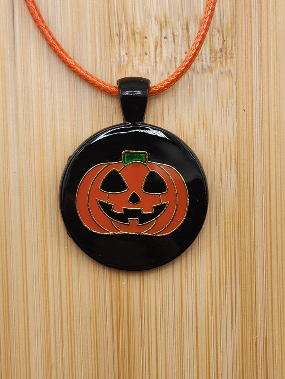 18in Adjustable Orange Pumpkin Jack-O'-Lantern Necklace 🎃